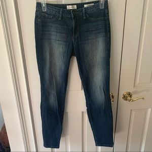 JESSICA SIMPSON Kiss Me Super Skinny Jeans Sz 29